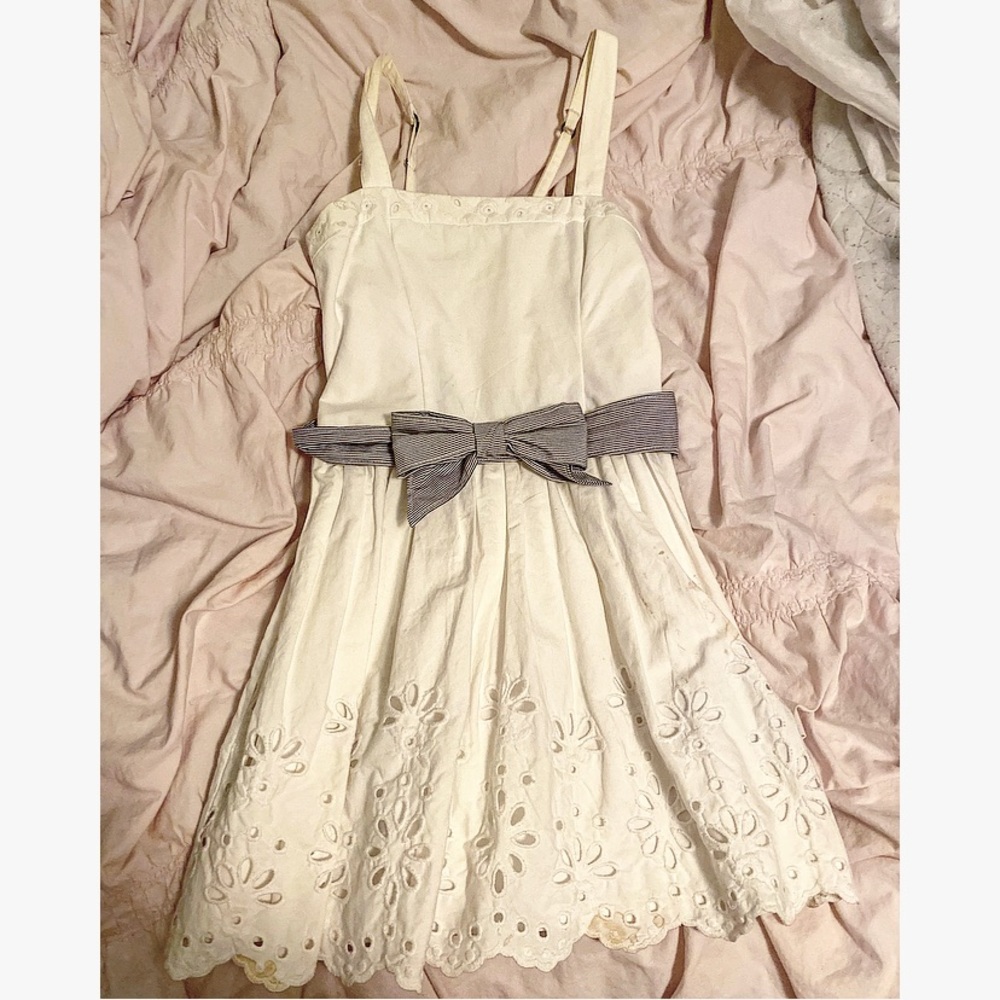 Women’s white sundress